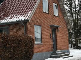 Stor villa til 10 personer, Hotel in Vojens