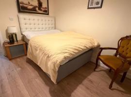 Viesnīca OYO Royal Lodge Maidstone pilsētā Meidstona