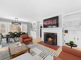 NEW l Modern Comfort wHOT TUB l NH Lakes Region