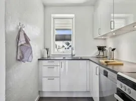 Ferielejlighed Med Havudsigt I Karrebæksminde