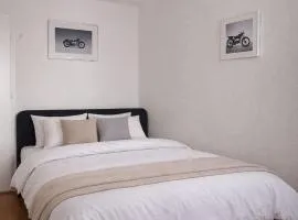 Central & cosy next to cathedral