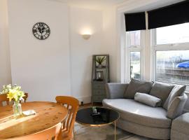 Home away from home, Hotel in Kennington
