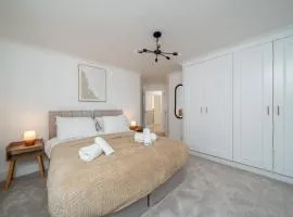 2 Bed Flat in Woking Central