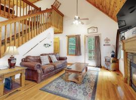 Cabin Near Smokys Pool Table Mtn View Deck Grill, hotel a Townsend