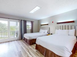 Studio W Quiet View Patio Gym Games Dog Friendly, hotell i Baneberry