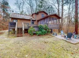 Serene Cabin Sleeps 6 Fire Pit Porch Hot Tub