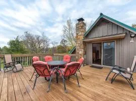 River View Home W Multi-Level Deck Yard Hot Tub