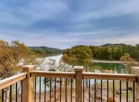 Lakefront Retreat Sleeps 16 Dock Boat Slips Grill