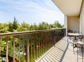 Charming Condo W Shared Pools Sleeps 6 Playground