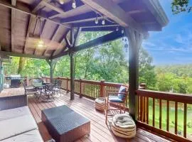 Lakefront Cabin W Private Dock Hot Tub Cigar room