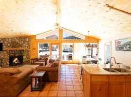 Ski View Chalet - WiFi - Fireplace - Washer - Dryer - Grill - Fire Pit