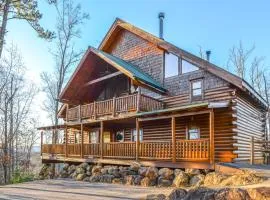 Charming Dog Friendly Cabin Sleeps 16 Hot Tub View
