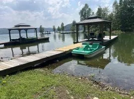 Lakeside Cabin Sleep 6 Lakefront Dock Grill Games