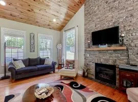 Charming Lakefront Home Sleep 12 Dock Boat Launch