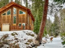 Scenic Creekside Retreat! Rocky Mountain Cabin