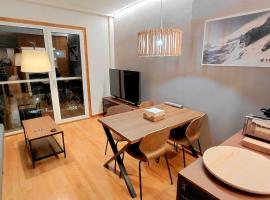 Portalet - Luminoso con vistas a pistas, terraza y garaje - BY PIRINEOS360 โรงแรมในฟอร์มีกัล