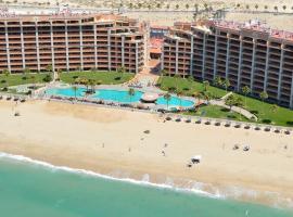 Oceanfront Sunsets at Sonoran Spa E305, ξενοδοχείο σε Puerto Peñasco