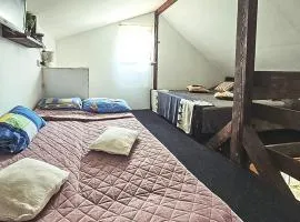 Beautiful Home In Veleskovec With Wifi