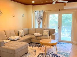 4 story Ocean Villa, hotel a Nassau