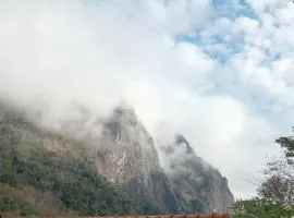 Views Backpackers Hostel