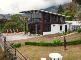 Loft con hermosas vistas y Volcán Turrialba, khách sạn ở Turrialba