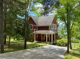 La Chaumiere - Lakefront & Private Beach