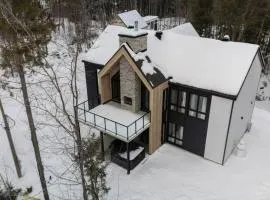 L'Evasion Mauricie - Private Spa - Sleeps 16