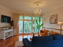 Leura Getaway Close to Blue Mountains Highlights