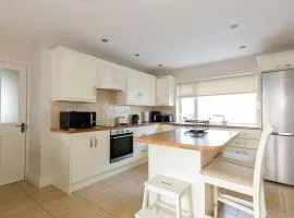 Cozy Connemara Family Retreat