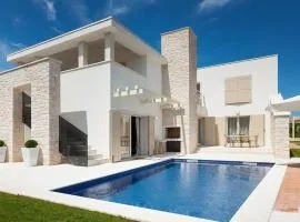 Stunning Home In Vabriga