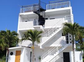 Stäy Hotel, hotel di Nago