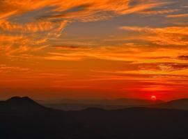 Terra on a hill, hotel en Panchgani