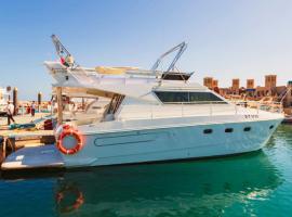 luxury yachts，杜拜的船屋