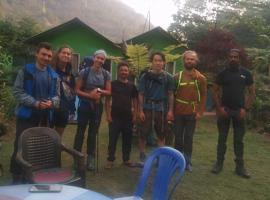 Riverside hostel – hotel w mieście Ghanpokhara