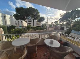 Edificio BAGARI MIGUEL 1, hotel a Camp de Mar