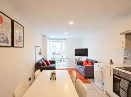 Bright 3-Bed Flat by University & City Centre