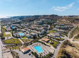 Grand Blue Beach Hotel, hotel en Kardamaina