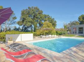 Lovely Home In Aubais With Wifi, Hotel in Aubais