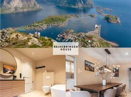 Reinebringen Trail House, готель у місті Москенесей