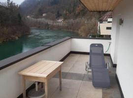 Neue Wohnung am Fluss، فندق في Losenstein