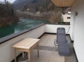 Neue Wohnung am Fluss