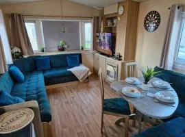 JTD golden gate caravan park towyn hire