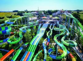 MH TV 3ch 6pers. La Tranche-sur-Mer. O'Gliss Park, Hotel in Angles