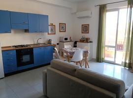 Salina, Hotel in Trappeto