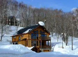 Luxury Ski Chalet Solitude 350m to Hanazono Gondola Parking