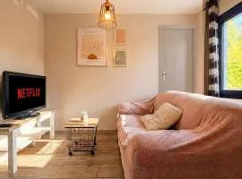 T2 cosy - Aéroport 9min Parking Équipé