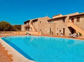 Baja Sardinia Casetta Belvedere 2 with Pool 100m from the Beach