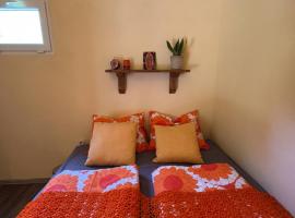 Unique Dutch Retro House "Stará Láska" - Natural Slovakia، فندق في Modrý Kameň