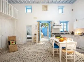 Traditional Villa with Jacuzzi & Terrace Mandarin Home