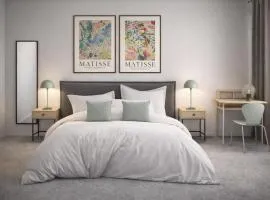 Hostal Guzman El Bueno by gaiarooms